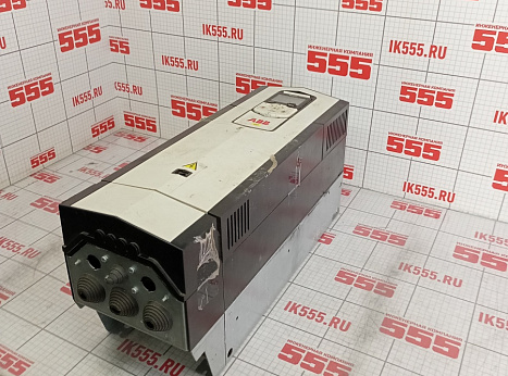 Преобразователь частоты ABB ACS880-01-045A-3