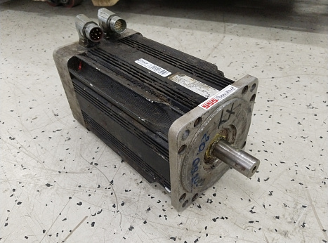 Сервомотор MOTOR POWER T142.SR.16,5.E.L.17.151.A.06.53.135 10621AM9Y1700