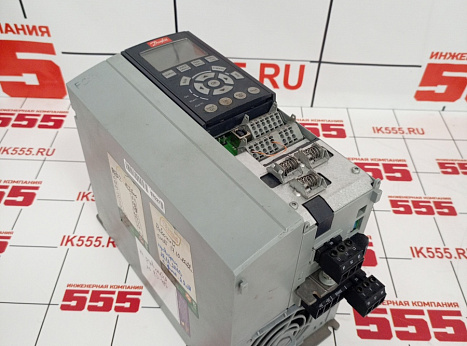 Преобразователь частоты Danfoss VLT AutomationDrive FC-301P7K5T4E20H1XGXXXXSXXXXAXBXCXXXXDX 131B1017