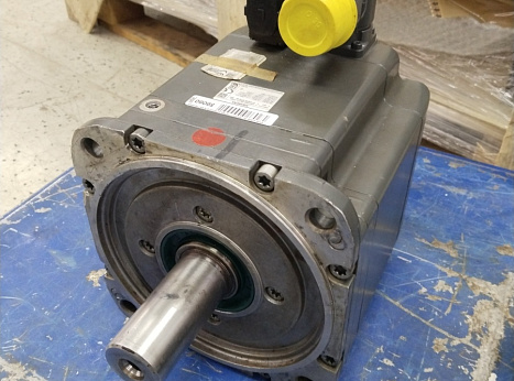 Сервомотор Siemens SIMOTICS S 1FK7103-2AF71-1PA1