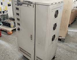 Стабилизатор напряжения трехфазный IEK СНИЗ-60 кВА 