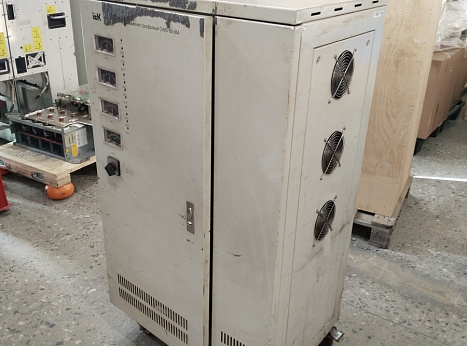 Стабилизатор напряжения трехфазный IEK СНИЗ-60 кВА 