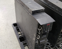 Источник бесперебойного питания (ИБП) APC Smart-UPS RT 3000VA SURTD3000XLI