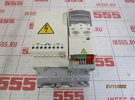 Преобразователь частоты ABB ACS355-03E-12A5-4 