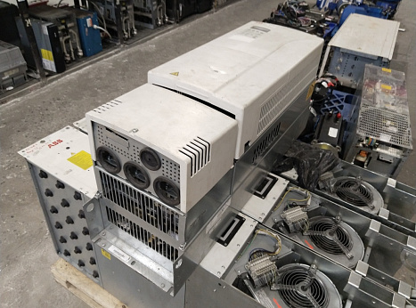Преобразователь частоты ABB ACS800-11-0060-3 