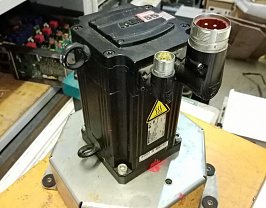 Сервомотор SEW-EURODRIVE CMP80M/KY/RH1M/SMB