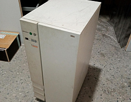 Источник бесперебойного питания (ИБП) Merlin Gerin comet s11